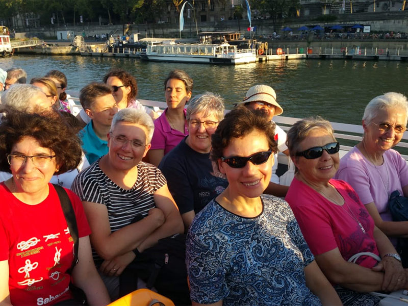 Tour in bateaux mouches