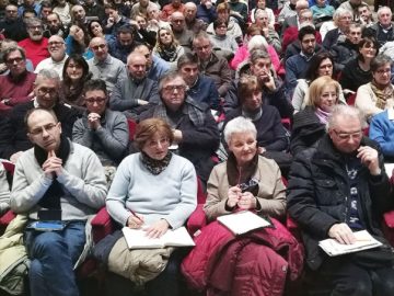 Treno, bicicletta e autobus per andare alla Messa con Papa Francesco