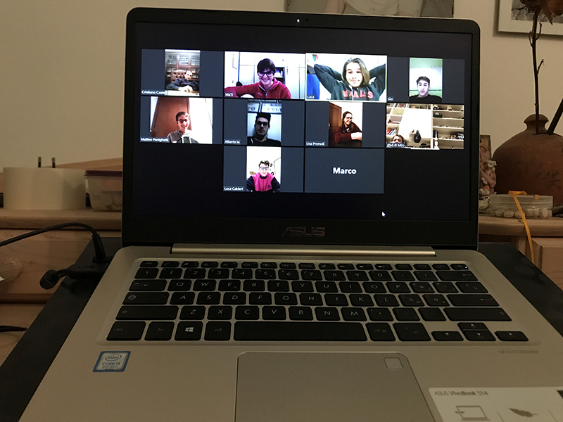 Scintille nella notte - Stare accanto a