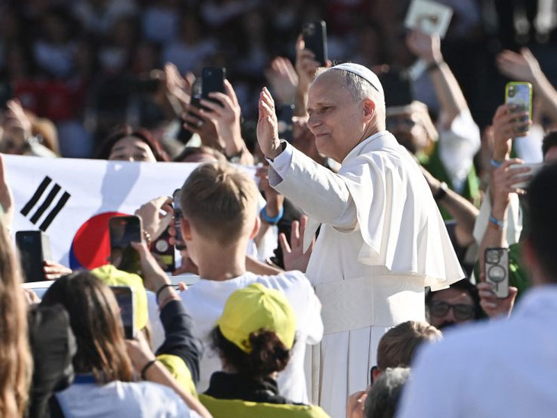 Giubileo dei giovani - Veglia a Tor Vergata - Papa Leone XIV (10)