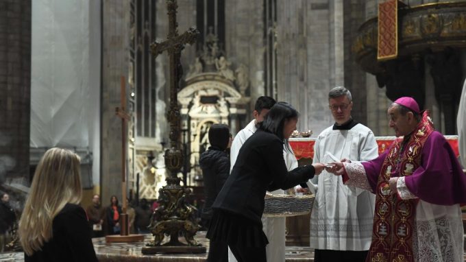 2024: Giovani e catecumeni alla Traditio Symboli in Duomo