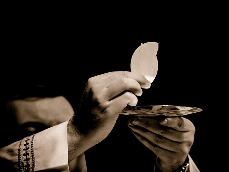 eucharist-1591663_960_720