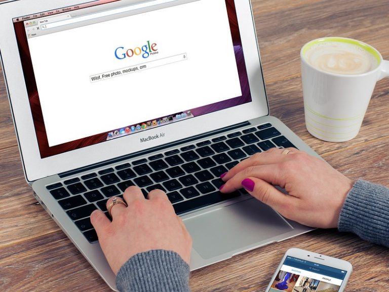 office-625892_960_720