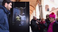 arcivescovo visita mostra su papa bergoglio_AFBO