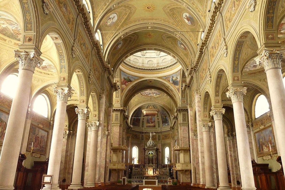 BASILICA SAN MARTINO Cropped