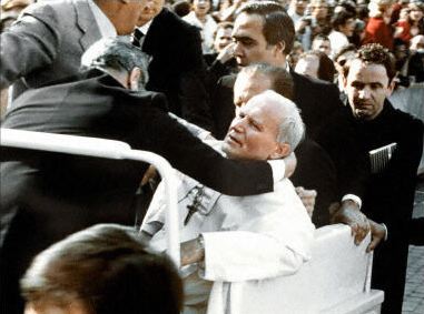 attentato a Giovanni Paolo II