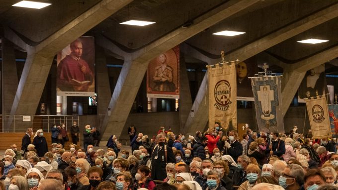Lourdes. la Messa internazionale in San Pio X