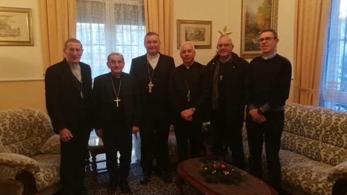 La visita al Nunzio a Tirana