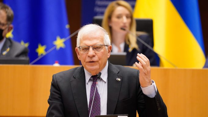 Josep Borrell (foto Sir / Parlamento europeo)