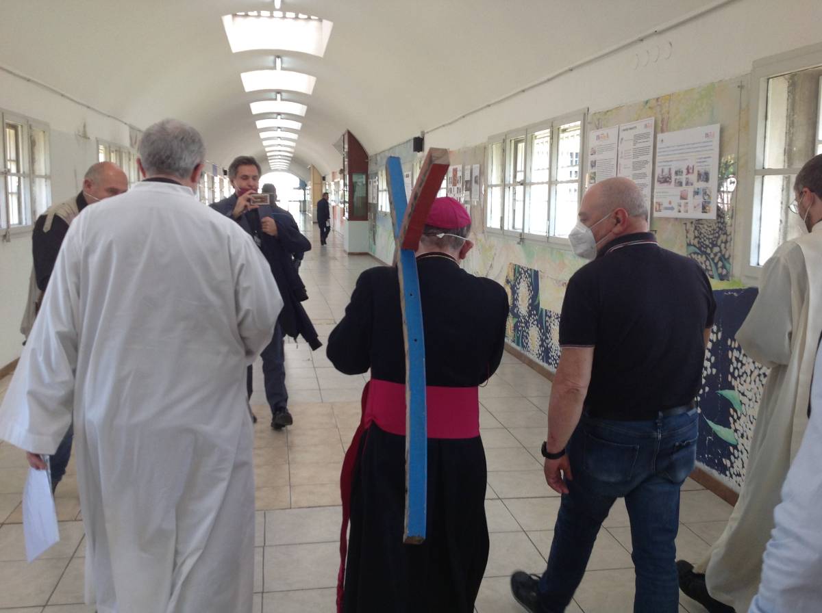 Via Crucis nel carcere di Opera con i detenuti