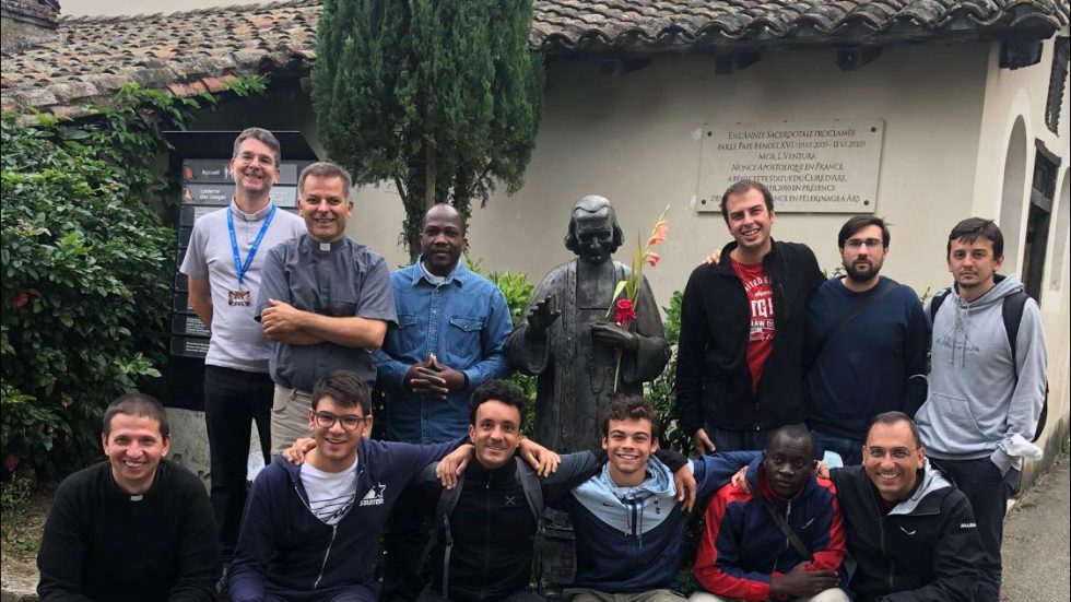 Don Massimiliano con i seminaristi della Diocesi di Reggio Emilia