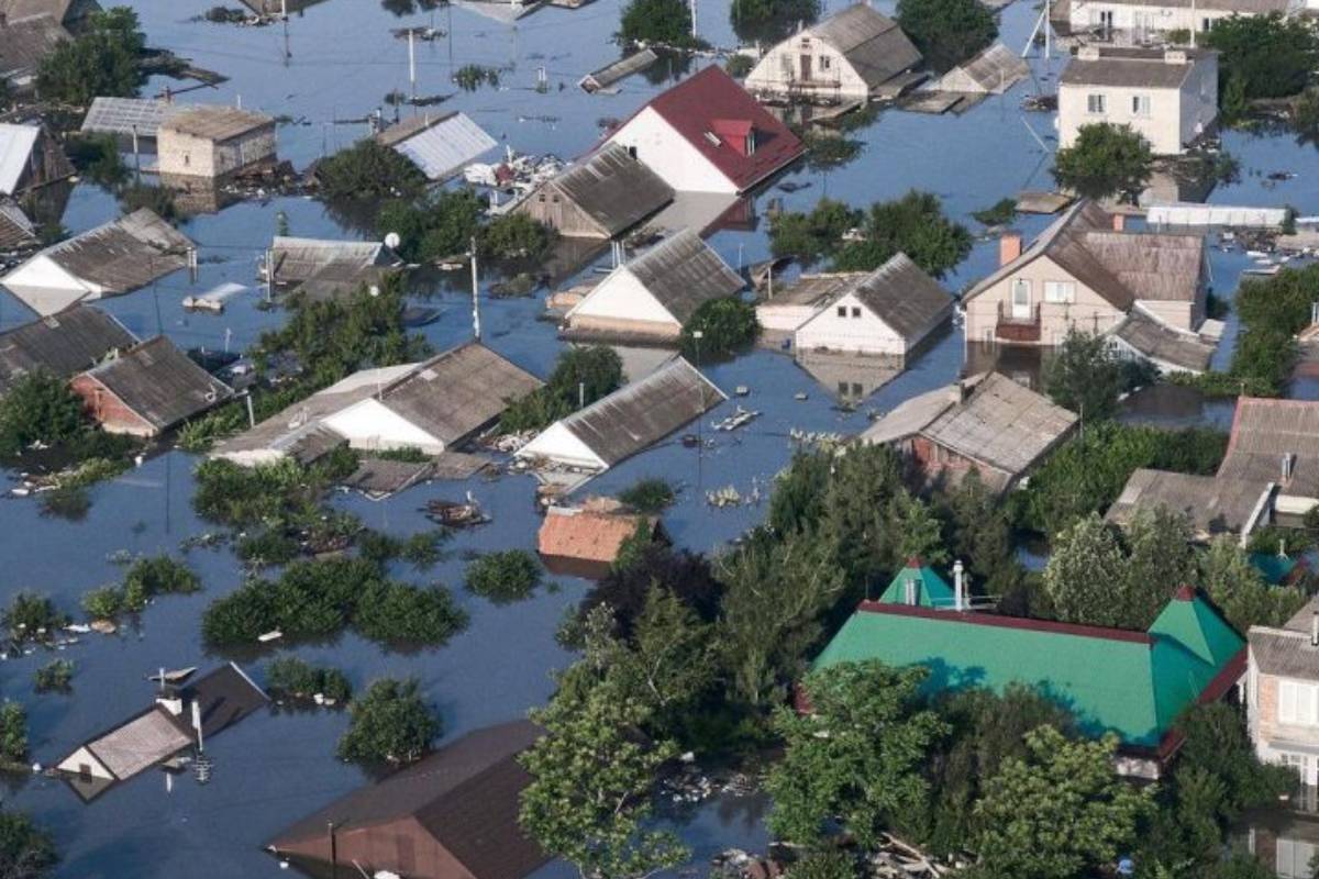 Ucraina-villaggi-inondati-nella-regione-di-Kherson-755x491 (1)