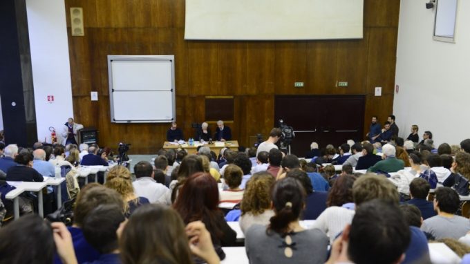 Scola: «La vera rivoluzione <br>è mutare gli stili di vita»