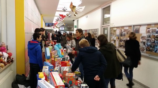 San Carlo: comete, “corti” e volontariato