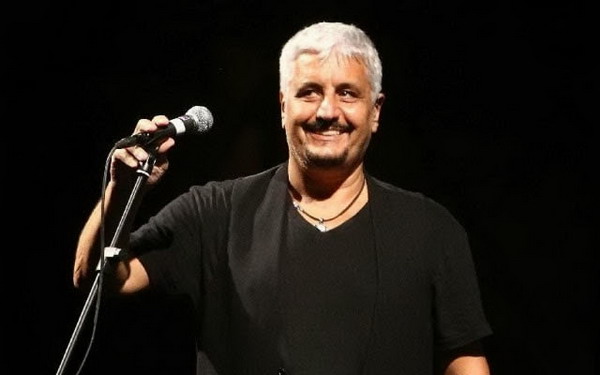 L’ultimo tweet di Pino Daniele: <br>sono in viaggio per casa