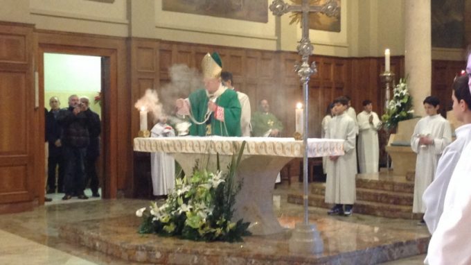 Scola a Cairate: «Vivete con semplicità<br>i pilastri della Comunità cristiana»