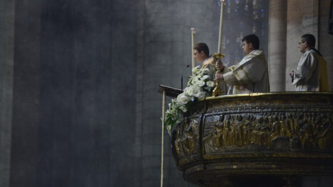 Scola: «Il Signore risorto asciuga le lacrime e dà senso all’umana avventura»