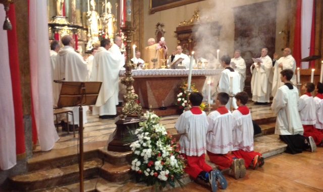 Scola: «Contro la mentalità dominante,<br>il Signore sia al centro della vita»