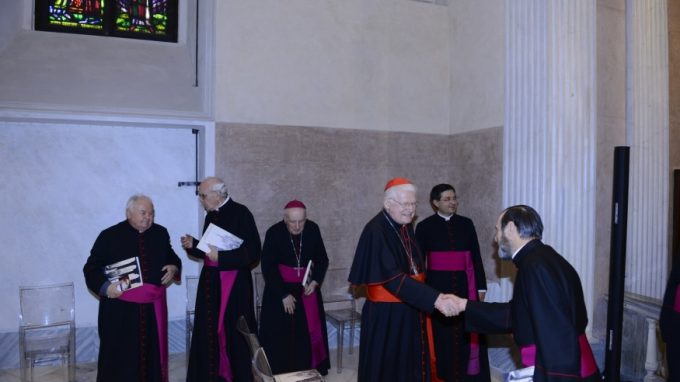 Scola benedice la cappella di San Gottardo in Corte: «Luogo di culto e cultura»