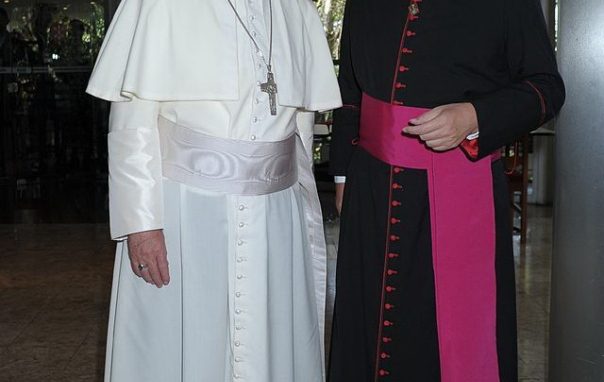 A Venegono il cardinale Parolin  ordina vescovo Bertoldi
