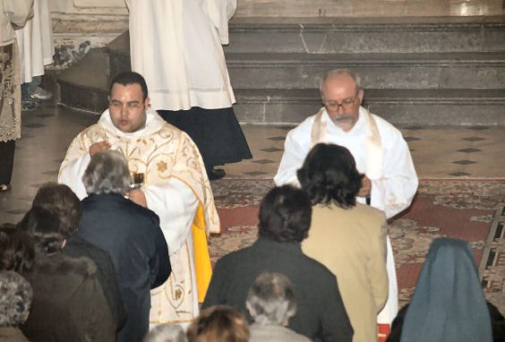In cammino a ricevere il Corpo del Signore