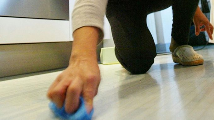 Acli: un servizio per il bonus di 200 euro per colf e badanti