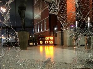 Un’altra domenica di violenza ANCORA SANGUE INTORNO AL CALCIO