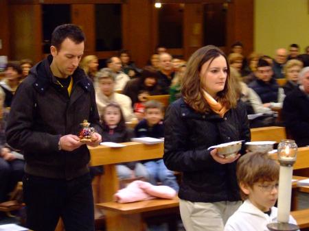 La presentazione dei doni, un gesto rituale <br>che evidenzia la logica dell’offerta