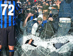 La svolta voluta dal presidente, dall’allenatore e dai calciatori L’ATALANTA: &laquo;BASTA CON QUESTA GENTE&raquo;