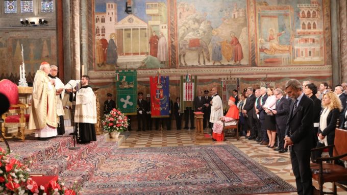 I politici: «I valori incarnati dal Patrono d'Italia guidino l'azione dei governanti»