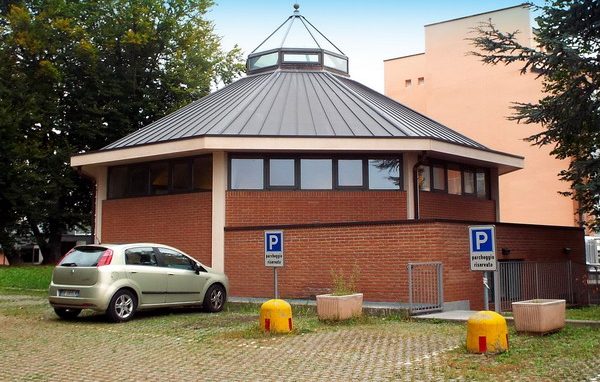 A Tradate Scola dedica la chiesa dell’ospedale