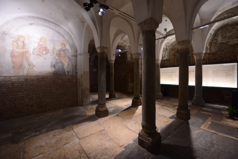 La cripta di San Sepolcro a Milano