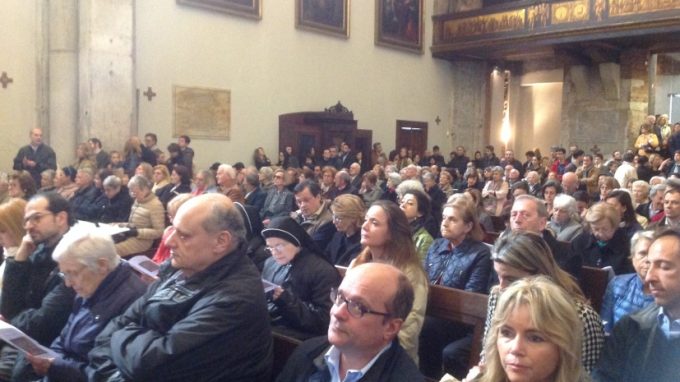 Scola ai “Santi Apostoli”: «Ringraziamo Dio<br>per i germogli che fa fiorire in questa antica<br>e vitale comunità»