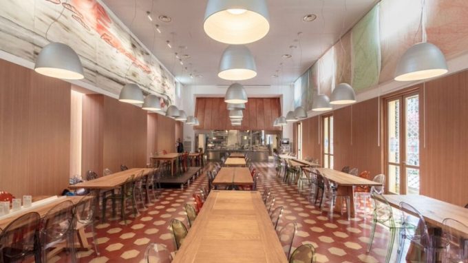 Al Refettorio Ambrosiano «Ut unum.  Tutti siamo poveri di bellezza»