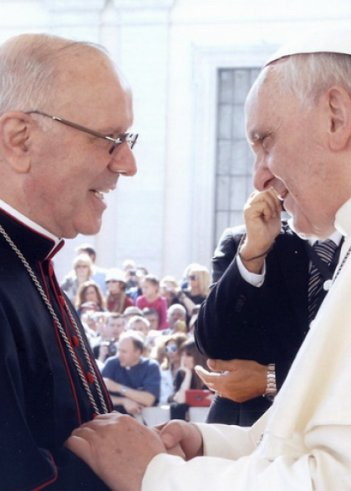 Monsignor Galantino con papa Francesco 