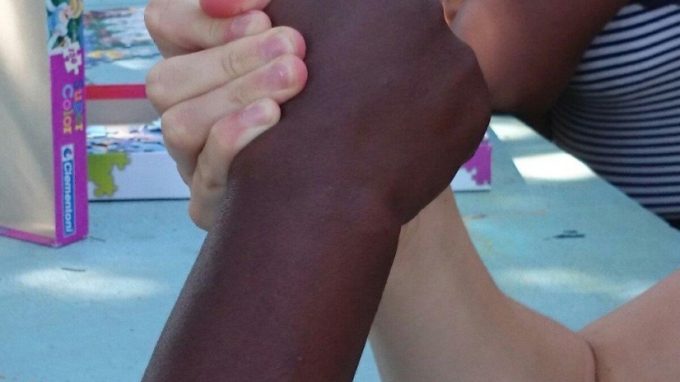 In estate Bruzzano riapre le porte ai profughi