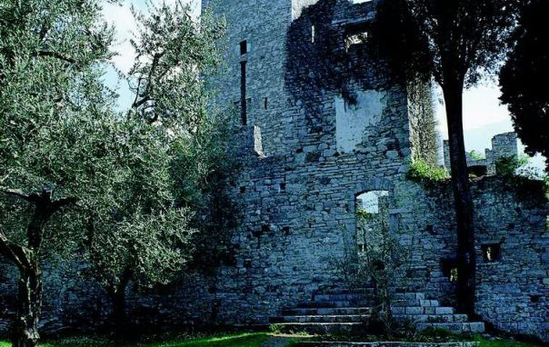 Voces col Fai al Castello di Vezio