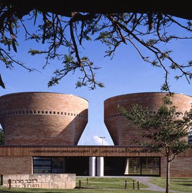 L’architettura degli edifici di culto, <br>convegno alla Triennale