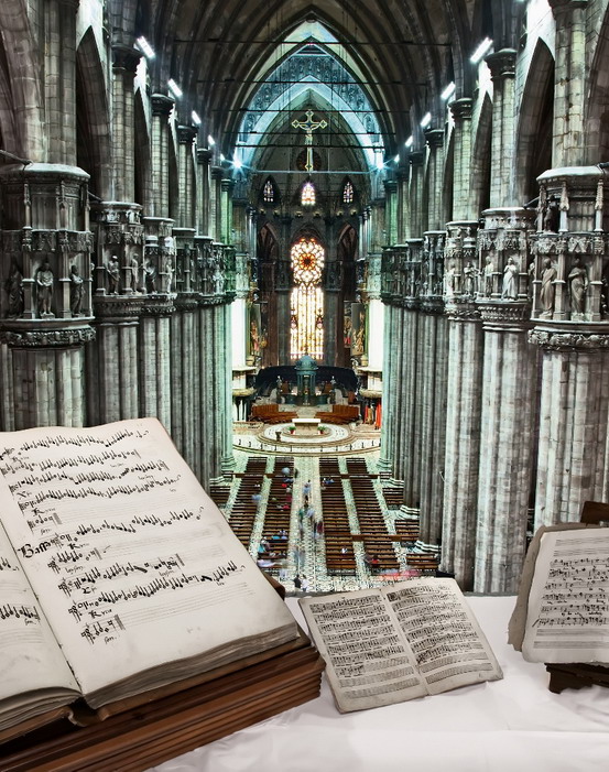 In primo piano: codice  Gaffurio. Archivio Veneranda Fabbrica del Duomo