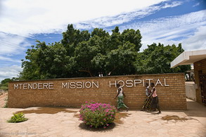 Mtendere Mission Hospital. Ingresso della missione.