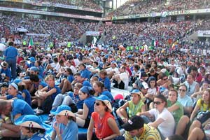 “ITALYANI” IN FESTA ALLO STADIO