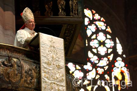 Aperto in Duomo l’Anno pastorale 2005-06 CHIAMATI A PROFESSARE, CELEBRARE E VIVERE LA FEDE