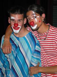 L’esperienza dei ragazzi del Centro salesiano di Arese BARABBA’S CLOWNS, DAL DISAGIO ALLA SOLIDARIETÀ