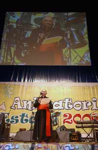 Raccontare il Vangelo con la vita UNA MATITA E FOGLI BIANCHI PER UNA STORIA TUTTA DA SCRIVERE