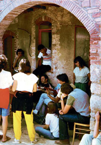 Editoriale LA STAGIONE IDEALE PER GESTI DI PROSSIMITÀ