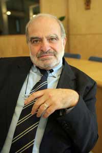 Savino Pezzotta, presidente della Fondazione “Ezio Tarantelli” «CREARE I LUOGHI DEL DISCERNIMENTO ALL’IMPEGNO SOCIALE E POLITICO»