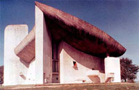 L’opinione di un giovane architetto &laquo;NELLA COSTRUZIONE DELLA CHIESA BISOGNA COINVOLGERE I FEDELI. COME NEL MEDIOEVO&raquo;