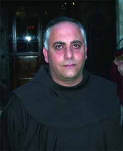 Parla il parroco, padre Amjad GUARDA AL FUTURO IL PICCOLO GREGGE DI BETLEMME