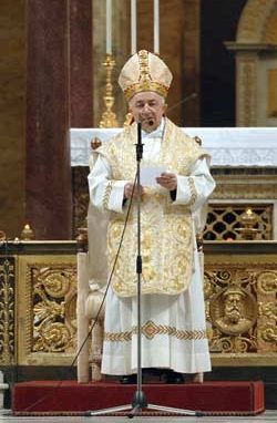 Prima tappa della Visita ad limina SULLA TOMBA DI SAN PAOLO