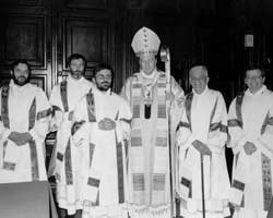 Lo sfogo un po’ ironico di una figlia «SPOSARE UN DIACONO? NE BASTA UNO IN FAMIGLIA»